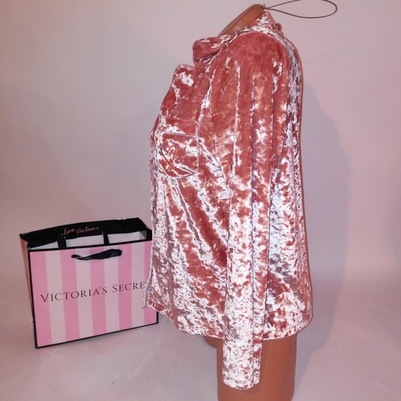 Victoria Secret Sleepwear Velvet Pajama Top - Picture 5 of 6